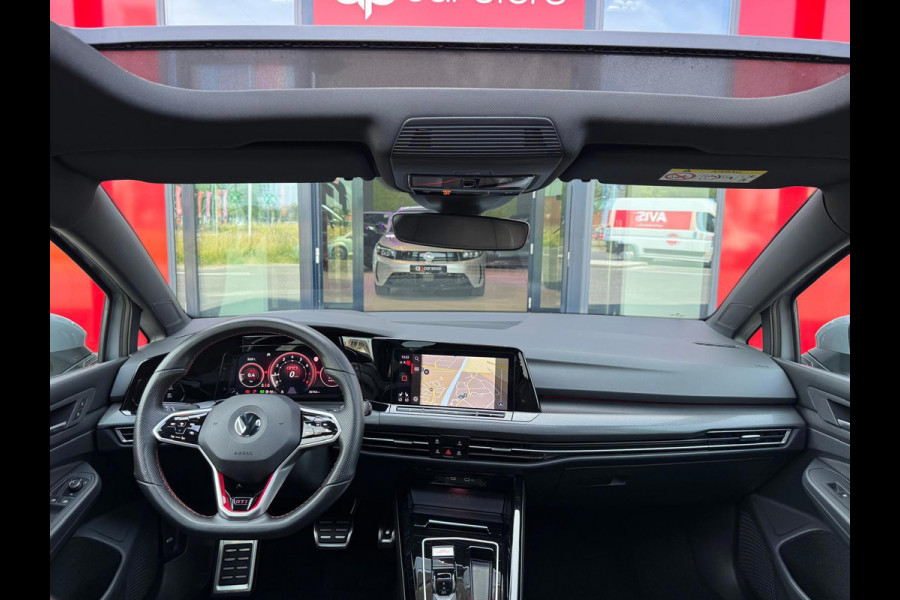 Volkswagen Golf 2.0 TSI GTI Clubsport Panorama LED Head-Up Camera Parksens.