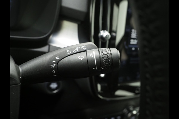 Volvo XC40 1.5 T5 Recharge Inscription | Harman/Kardon | Memory | Camera | Keyless | Cruise | Donkere Hemel | Carplay