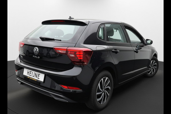 Volkswagen Polo TSI 95PK LIFE CAMERA/VIRTUAL/NAVI/CARPLAY