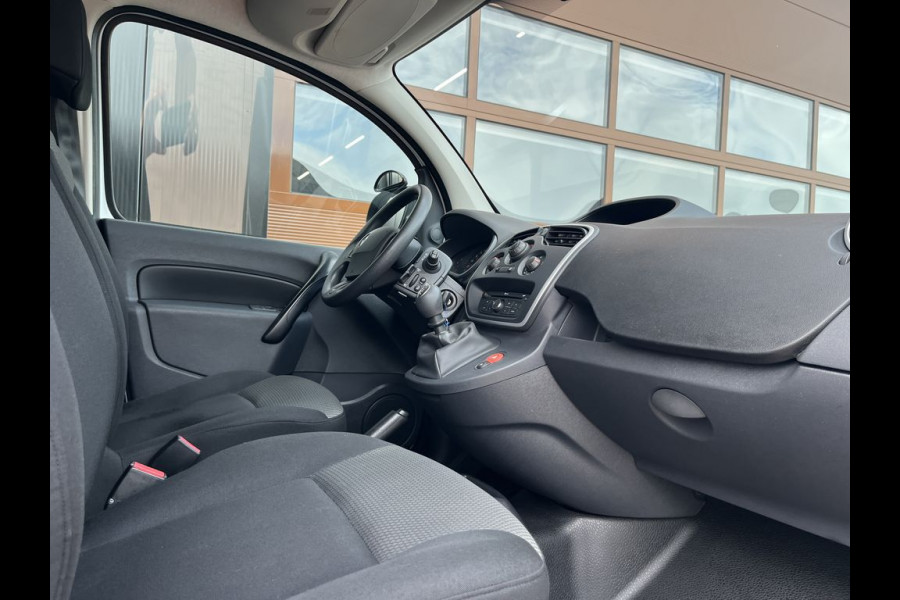 Renault Kangoo Maxi 1.5 Blue dCi 95pk R-link Lease €240 p/m, Airco, Navi, PDC, Trekhaak, Volledig onderhoudshistorie aanwezig