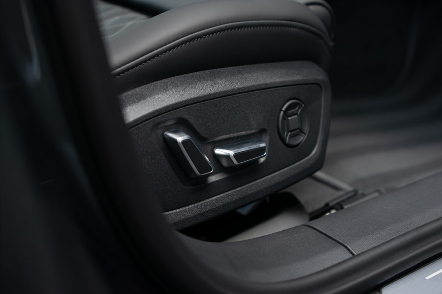 Audi A6 Avant 55 TFSI e quattro Pro Line S Competition B&O|Sportstoelen+|Comfortsleutel|HUD|Fijnnappa|21"|Zwart optiek