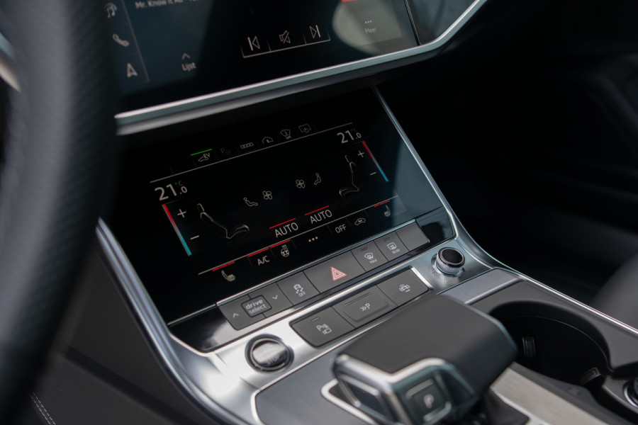 Audi A6 Avant 55 TFSI e quattro Pro Line S Competition B&O|Sportstoelen+|Comfortsleutel|HUD|Fijnnappa|21"|Zwart optiek