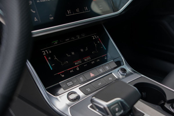 Audi A6 Avant 55 TFSI e quattro Pro Line S Competition B&O|Sportstoelen+|Comfortsleutel|HUD|Fijnnappa|21"|Zwart optiek