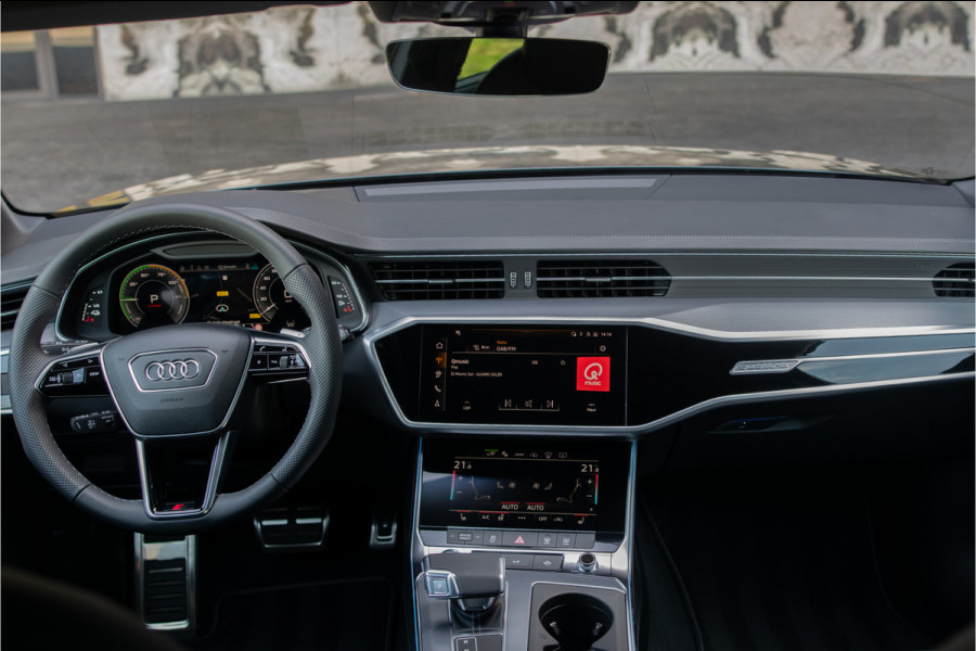 Audi A6 Avant 55 TFSI e quattro Pro Line S Competition B&O|Sportstoelen+|Comfortsleutel|HUD|Fijnnappa|21"|Zwart optiek
