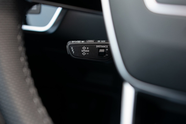 Audi A6 Avant 55 TFSI e quattro Pro Line S Competition B&O|Sportstoelen+|Comfortsleutel|HUD|Fijnnappa|21"|Zwart optiek