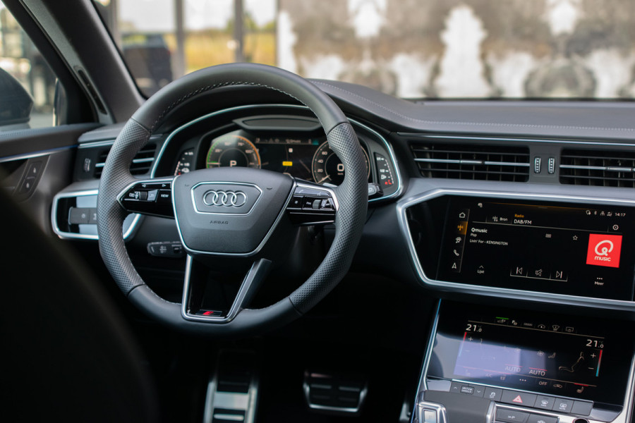 Audi A6 Avant 55 TFSI e quattro Pro Line S Competition B&O|Sportstoelen+|Comfortsleutel|HUD|Fijnnappa|21"|Zwart optiek