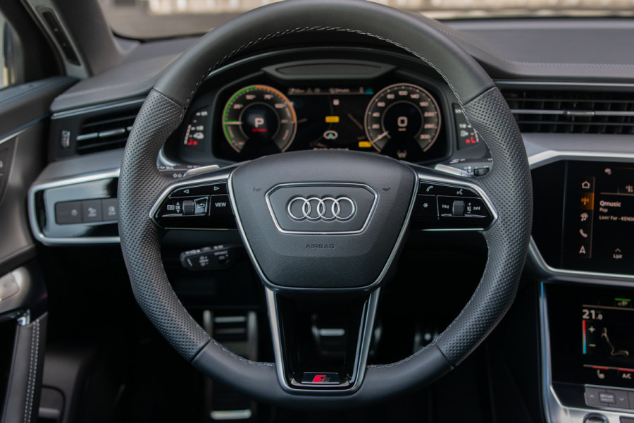 Audi A6 Avant 55 TFSI e quattro Pro Line S Competition B&O|Sportstoelen+|Comfortsleutel|HUD|Fijnnappa|21"|Zwart optiek
