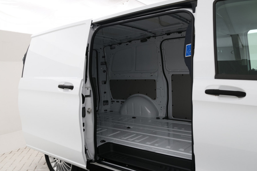 Mercedes-Benz eVito eVito 112 L2 60 kWh Direct leverbaar!