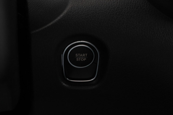 Mercedes-Benz eVito eVito 112 L2 60 kWh Direct leverbaar!