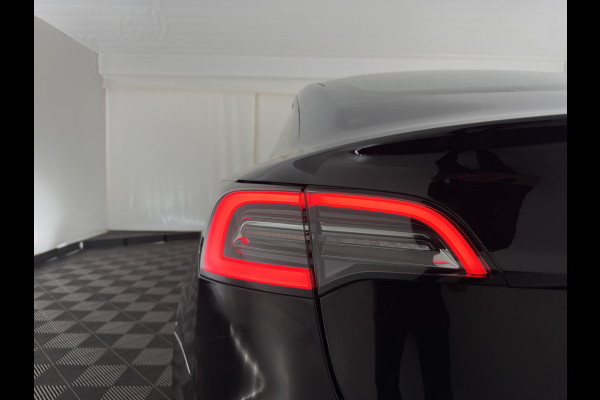 Tesla Model 3 Standard RWD Plus 60 kWh [3-Fase-11kW] {SoH-90%} (INCL-BTW) Aut. *PANO | AUTOPILOT | LEATHER | KEYLESS | FULL-LED | MEMORY-PACK | TOPVIEW | DAB | CARPLAY | DIGI-COCKPIT | LANE-ASSIST | HEATED- COMFORTSEATS | 19"ALU*