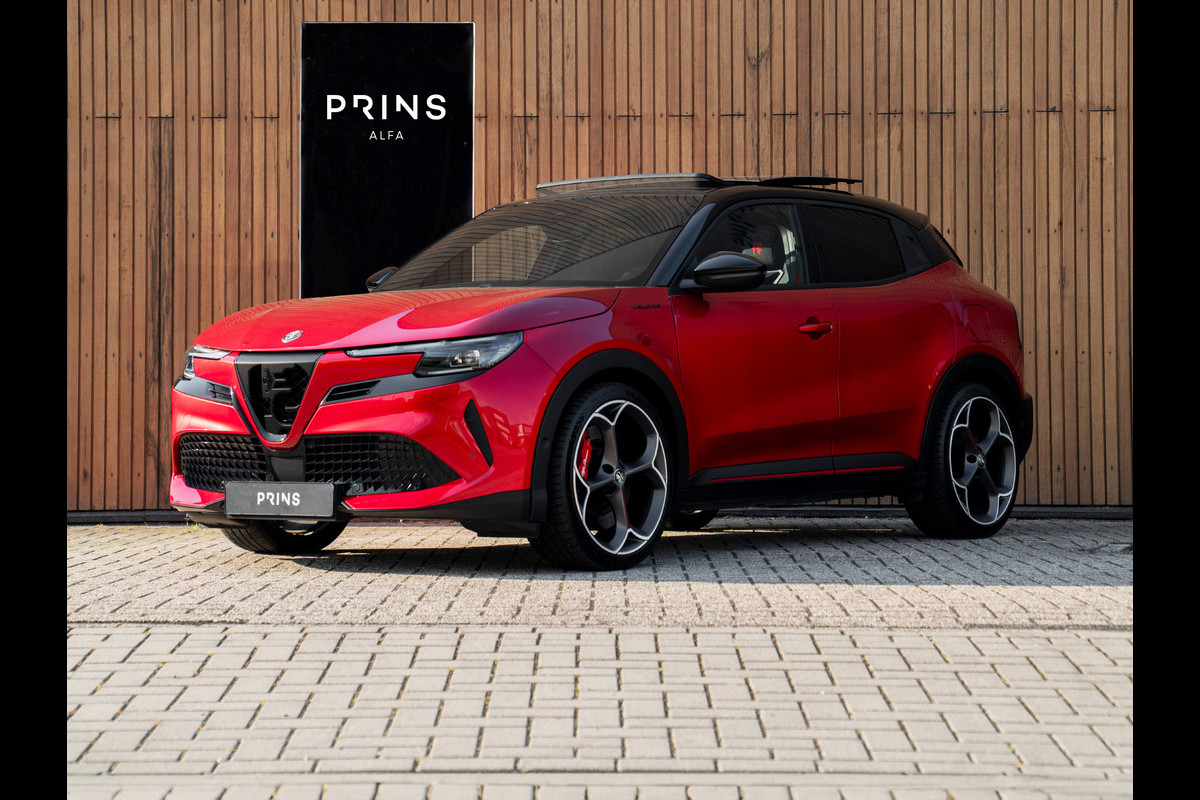 Alfa Romeo junior Elettrica Veloce 54 kWh | Techno Pack | Sport Pack | Pano-dak