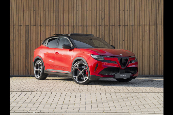 Alfa Romeo junior Elettrica Veloce 54 kWh | Techno Pack | Sport Pack | Pano-dak