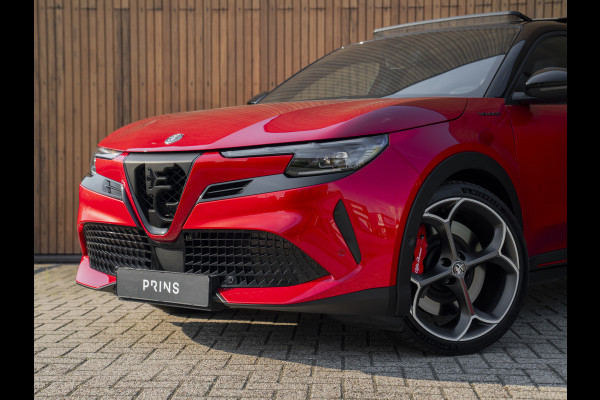 Alfa Romeo junior Elettrica Veloce 54 kWh | Techno Pack | Sport Pack | Pano-dak