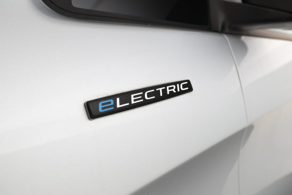 Mercedes-Benz eVito eVito 112 L2 60 kWh Direct leverbaar!