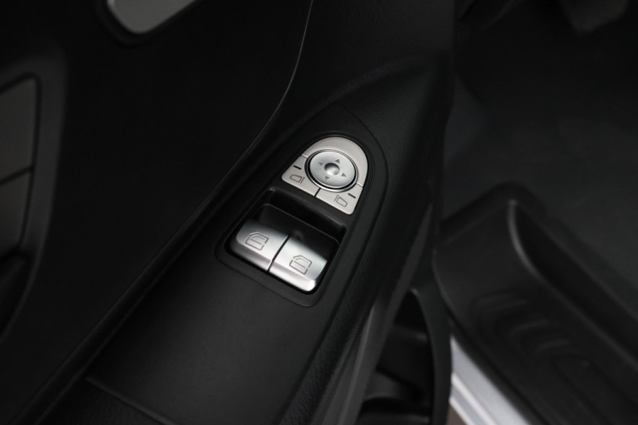 Mercedes-Benz eVito eVito 112 L2 60 kWh Direct leverbaar!