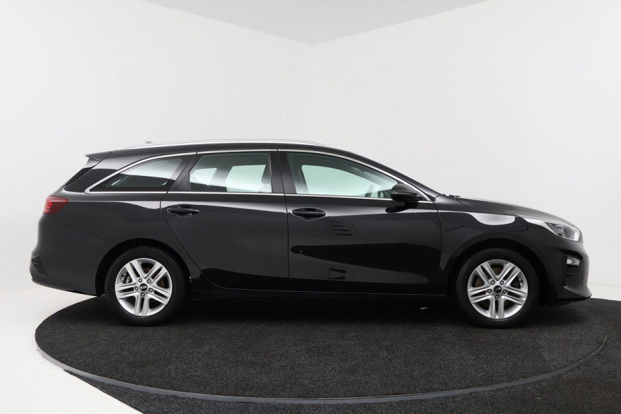 Kia Ceed Sportswagon 1.4 T-GDi DynamicLine (NAVIGATIE, CAMERA, LED, CARPLAY, 1e EIGENAAR, GOED ONDERHOUDEN)