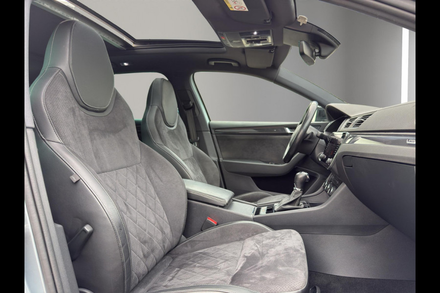Škoda Superb 1.8 TSI Sportline Pano | Camera | Led | Geheugen  | Wegklap Trekhaak | Android |