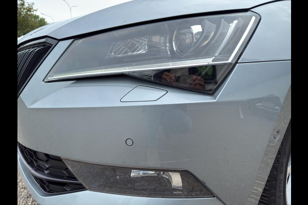 Škoda Superb 1.8 TSI Sportline Pano | Camera | Led | Geheugen  | Wegklap Trekhaak | Android |
