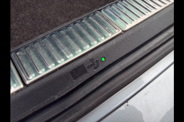 Škoda Superb 1.8 TSI Sportline Pano | Camera | Led | Geheugen  | Wegklap Trekhaak | Android |