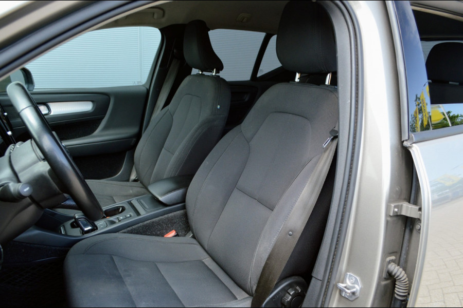 Volvo XC40 2.0 D3 R-Design