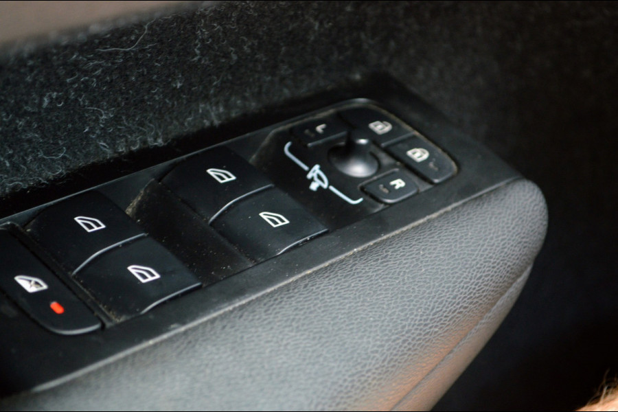 Volvo XC40 2.0 D3 R-Design