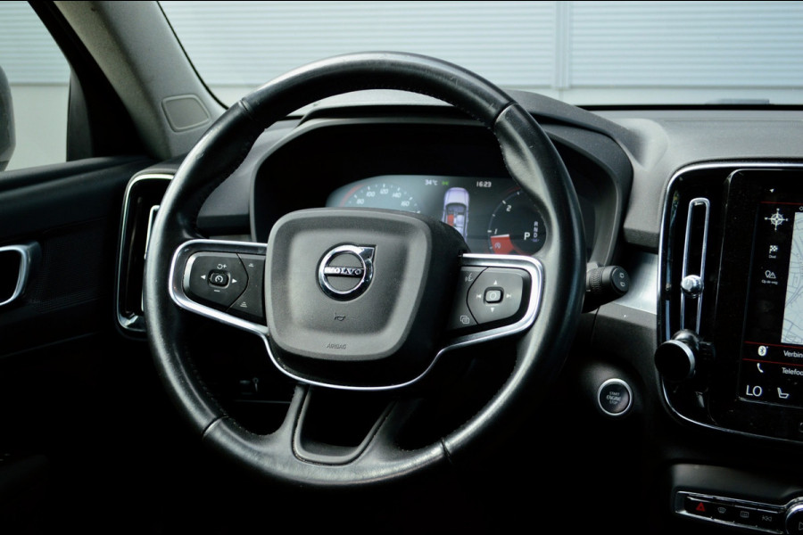 Volvo XC40 2.0 D3 R-Design