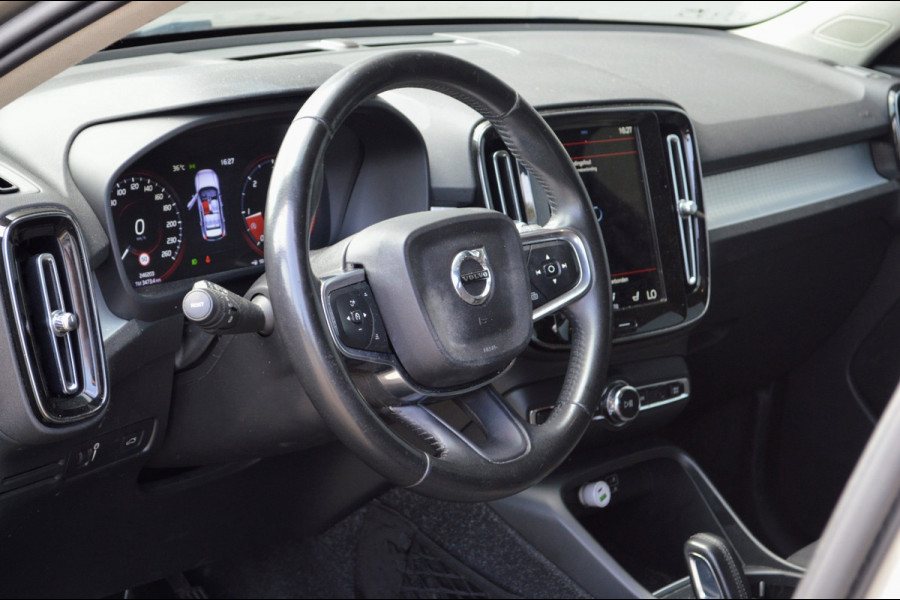Volvo XC40 2.0 D3 R-Design