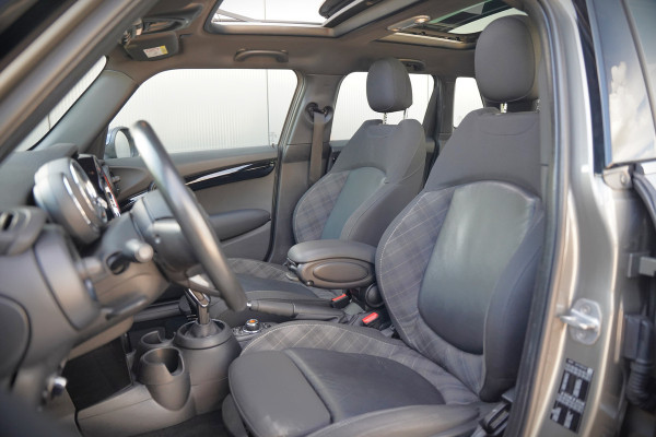 MINI Mini 1.5 Cooper Pepper | Panoramadak | Cruise Control | Apple Carplay | Navigatie | Climate Control | NAP | Dealer Onderhouden | Keyless | Automaat