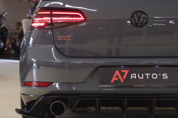 Volkswagen Golf 2.0 TSI GTI TCR /PANO/CARPLAY/CAM/KEYLESS/ACC/DCC/VOL