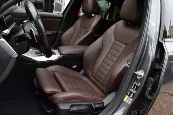 BMW 3-serie 320e M-pakket|Laser|19"|Dak|ACC|Cam|Trekhaak