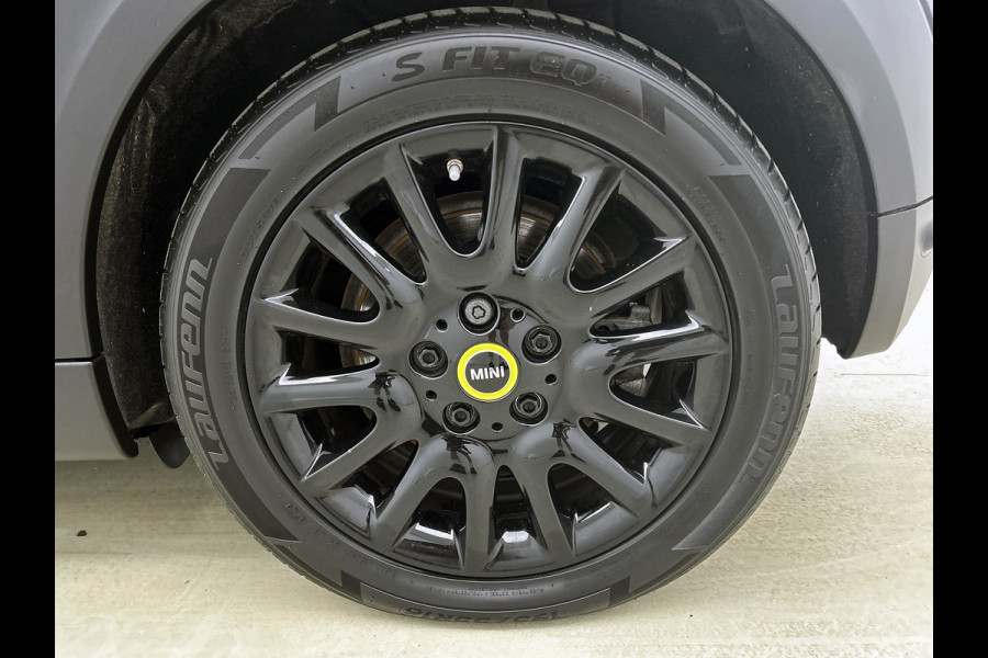 MINI Cooper SE Electric Yours 33 kWh (Dealer OnderH, Carplay, Navi Prof, Leder, Head-up, Parkeersensoren, Etc)