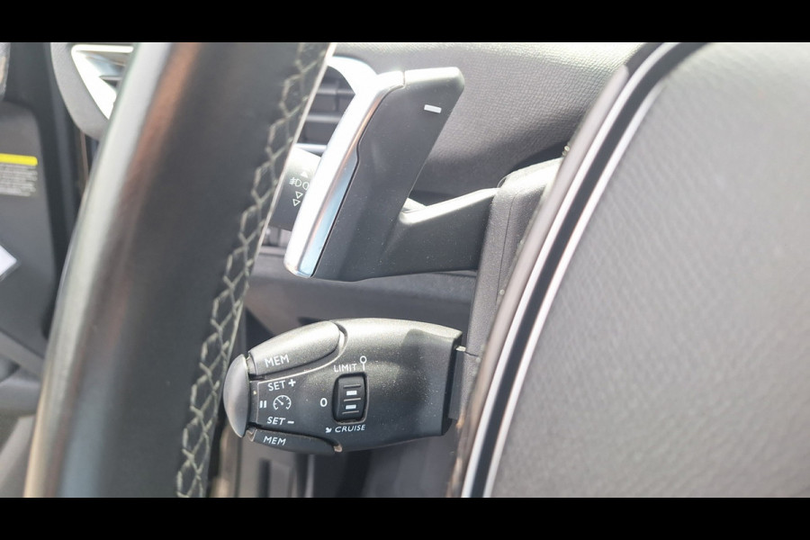 Peugeot 3008 1.2 PureTech Allure Automaat/Navigatie/Camera/Cruise/69 Dkm!!/