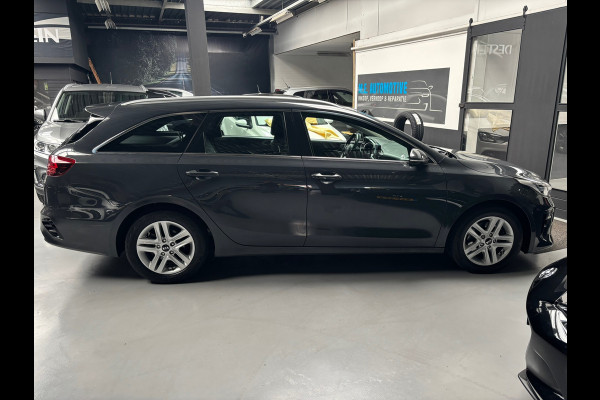 Kia Ceed Sportswagon 1.0 T-GDi DynamicLine / Navigatie / Camera