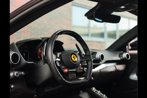 Ferrari 812 6.5 V12 Superfast HELE | Tailor Made - Blu Micalizzato