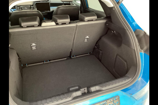 Ford Puma Gen-E Premium 44 kWh | 3100 KM | Driver Pack | Winter Pack | Trekhaak | Verlengde fabrieksgarantie tot 08-2029