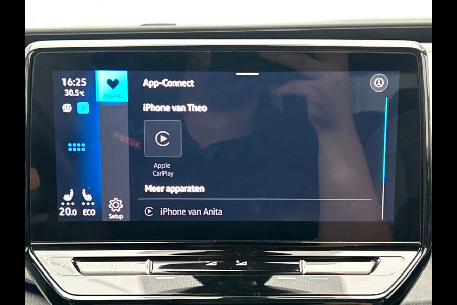 Volkswagen ID.3 First 58 kWh | Keyless | Carplay | Stoel/Stuur verwarming |Camera | Adaptieve Cruise/Control |