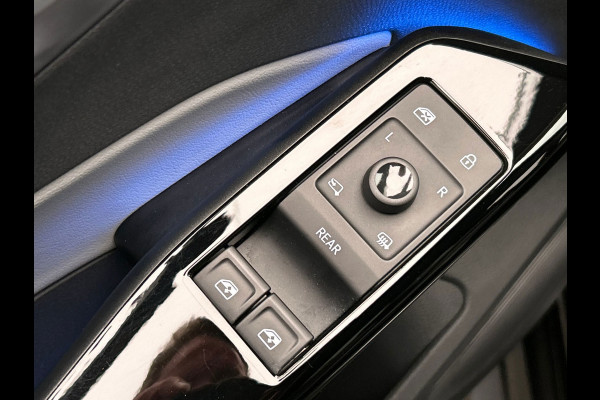 Volkswagen ID.3 First 58 kWh | Keyless | Carplay | Stoel/Stuur verwarming |Camera | Adaptieve Cruise/Control |