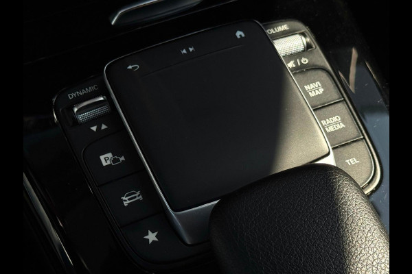 Mercedes-Benz A-Klasse 250 e AMG | Panorama | Ambient Lighting | Carplay | Camera | BTW |