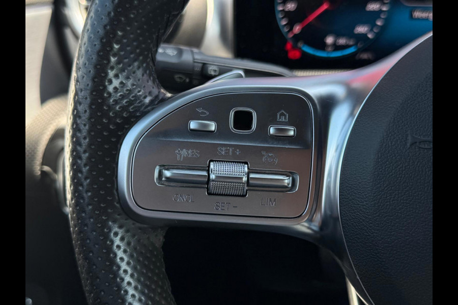 Mercedes-Benz A-Klasse 250 e AMG | Panorama | Ambient Lighting | Carplay | Camera | BTW |