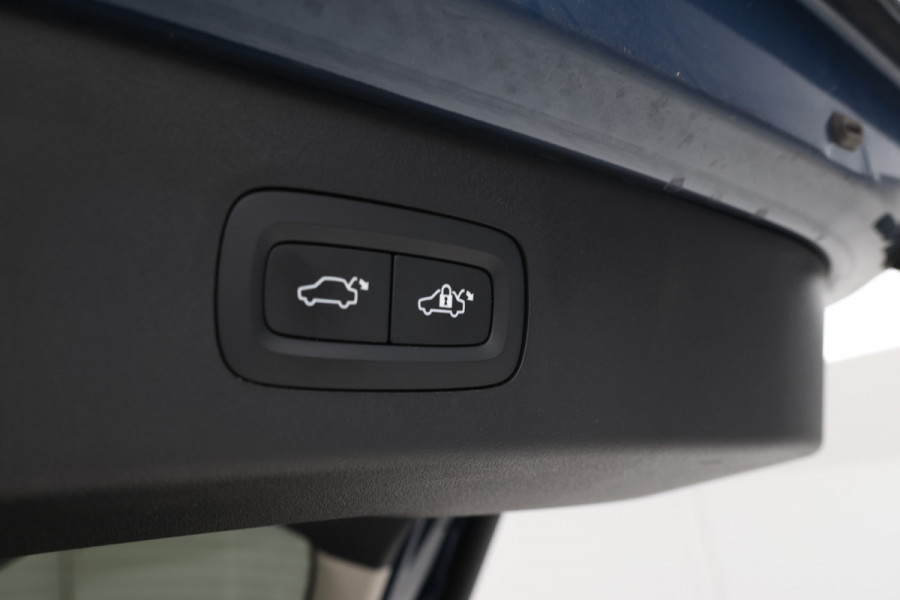 Lynk & Co 01 1.5 Panorama, Digital Dash, Automaat