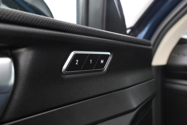 Lynk & Co 01 1.5 Panorama, Digital Dash, Automaat