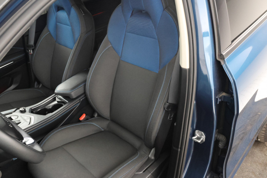 Lynk & Co 01 1.5 Panorama, Digital Dash, Automaat