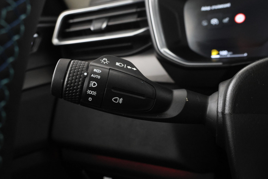 Lynk & Co 01 1.5 Panorama, Digital Dash, Automaat
