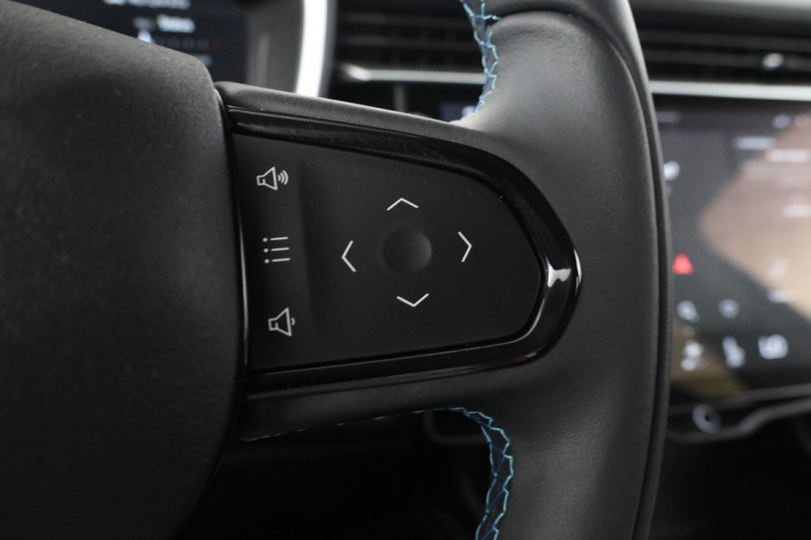 Lynk & Co 01 1.5 Panorama, Digital Dash, Automaat