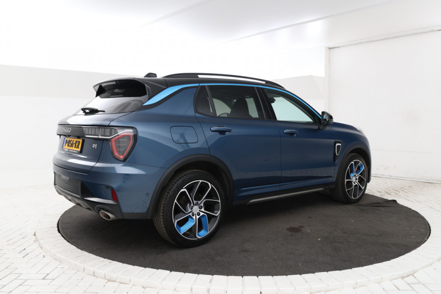 Lynk & Co 01 1.5 Panorama, Digital Dash, Automaat