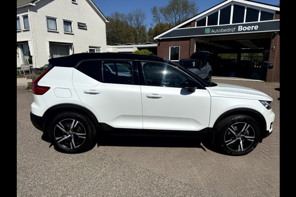 Volvo XC40 2.0 B4 200pk R-Design Panoramadak, Trekhaak, Camera