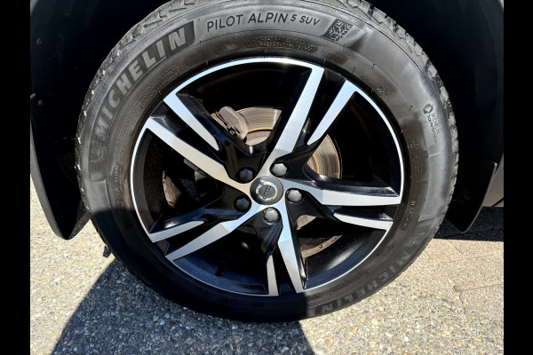 Volvo XC40 2.0 B4 200pk R-Design Panoramadak, Trekhaak, Camera