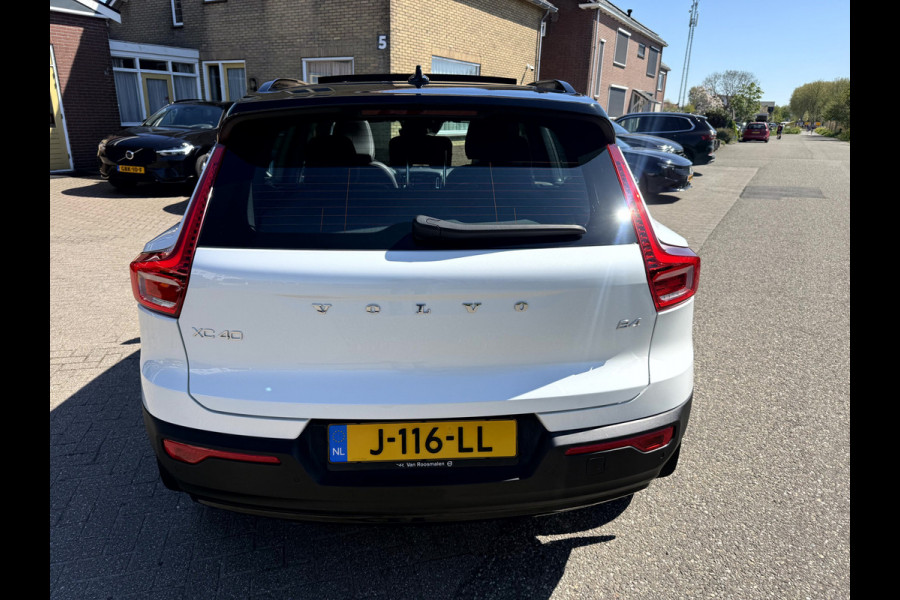 Volvo XC40 2.0 B4 200pk R-Design Panoramadak, Trekhaak, Camera