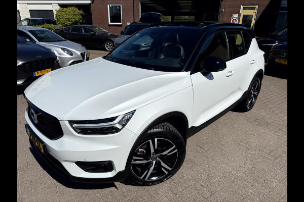Volvo XC40 2.0 B4 200pk R-Design Panoramadak, Trekhaak, Camera