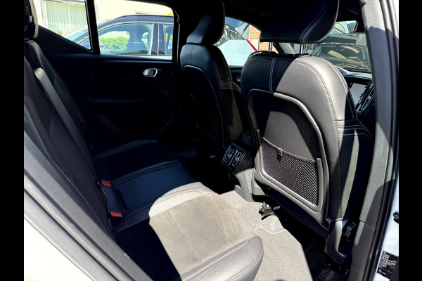 Volvo XC40 2.0 B4 200pk R-Design Panoramadak, Trekhaak, Camera